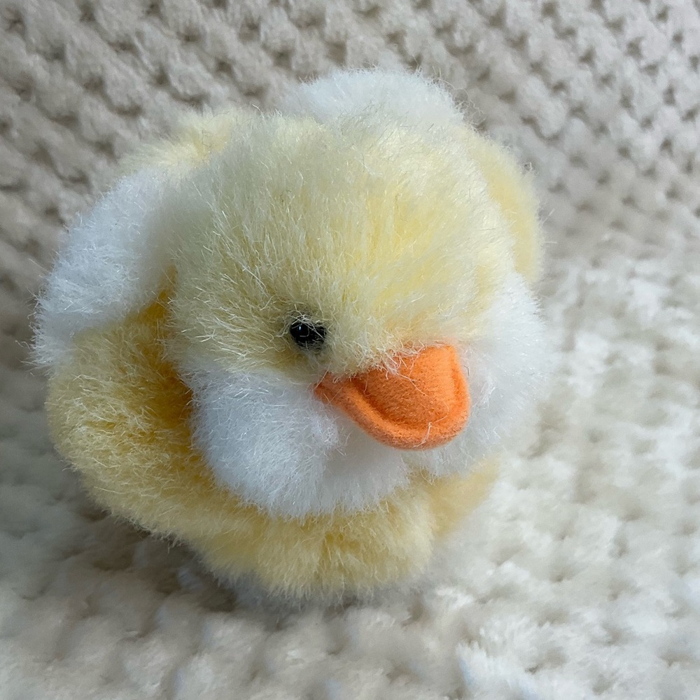 Russ Berrie Little Yellow White Plush Chick Stuffed Animal Baby Duckling Toy